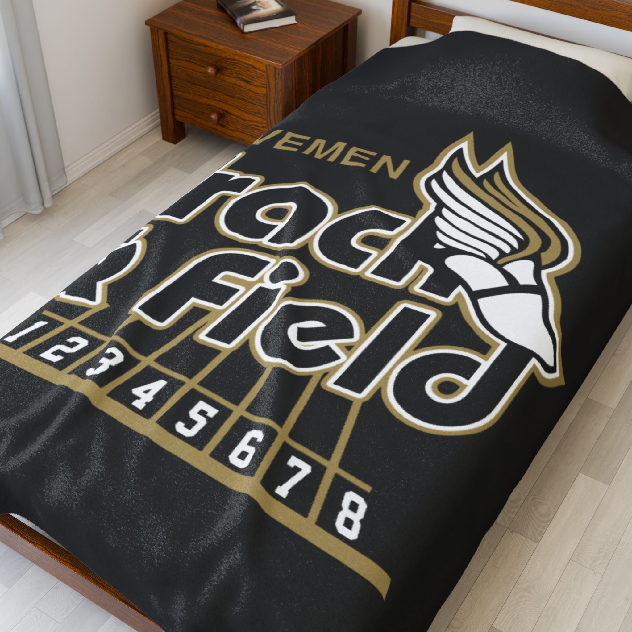 Kuna Track Logo Fleece Blanket