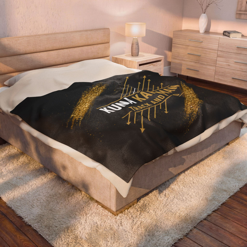 Kuna Track and Field Arrows Fleece Blanket